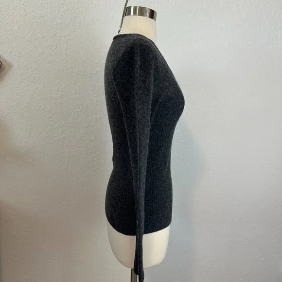 Victoria's Secret M Angel Boucle Fitted Charcoal Grey Cozy Warm Sweater - Picture 5 of 7